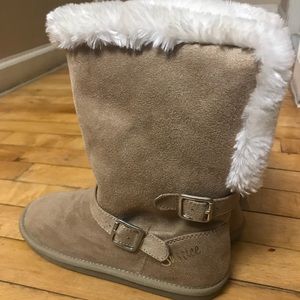 NWT JUSTICE CREAM COLOR BOOTS SIZE 5